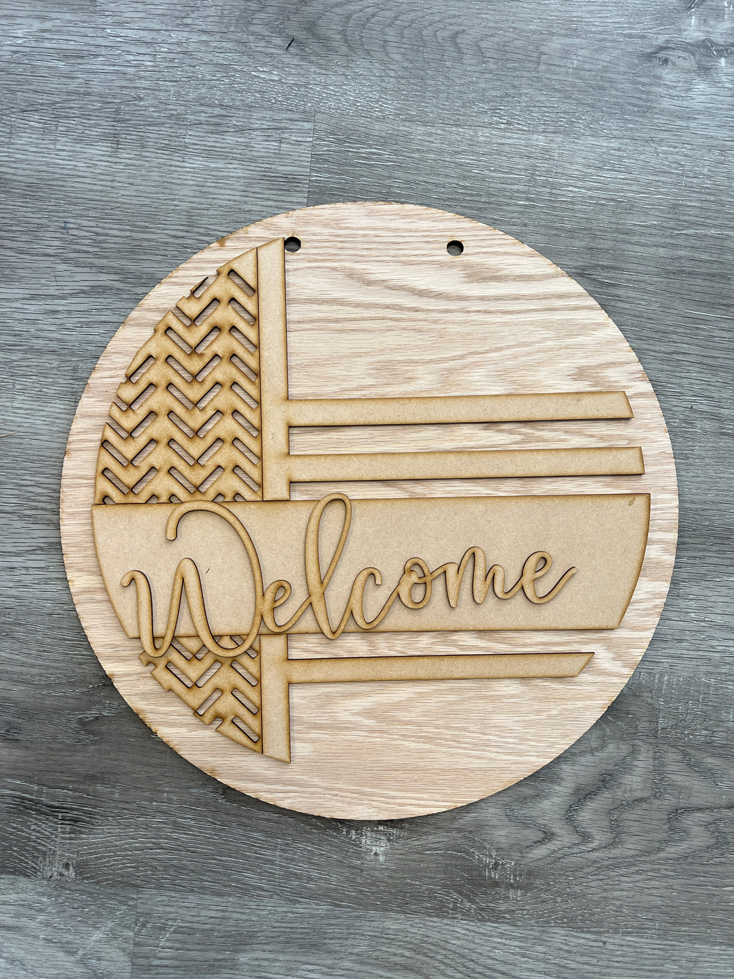 15” Welcome Chevron Round Doorhanger