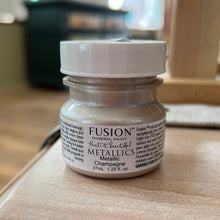 Load image into Gallery viewer, Fusion Mineral Paint Metallics - 37 ml testers
